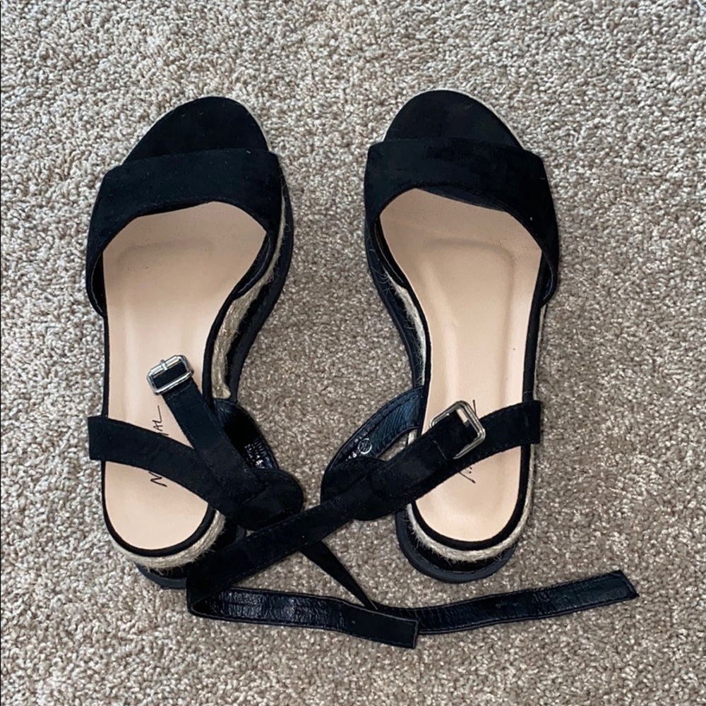 Sandals - Picture 4 of 6